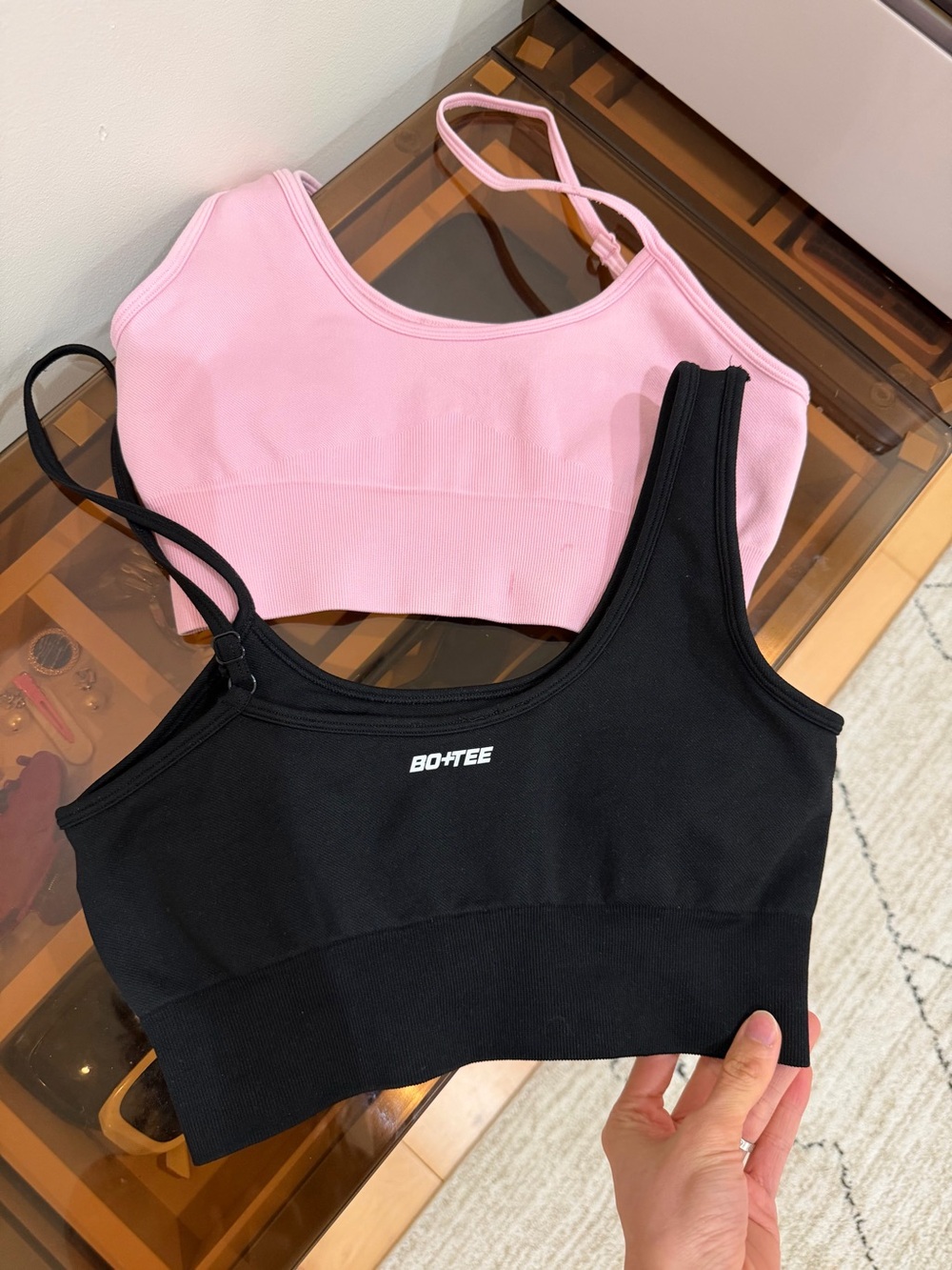 Bo+tee One-Shoulder Seamless Sports Bra in Pink and Black S